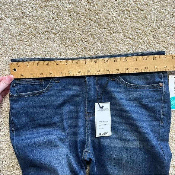 Judy Blue Women’s‎ Size 31 Relaxed Fit Skinny Jeans Dark Wash Stretch Denim - Picture 5 of 7